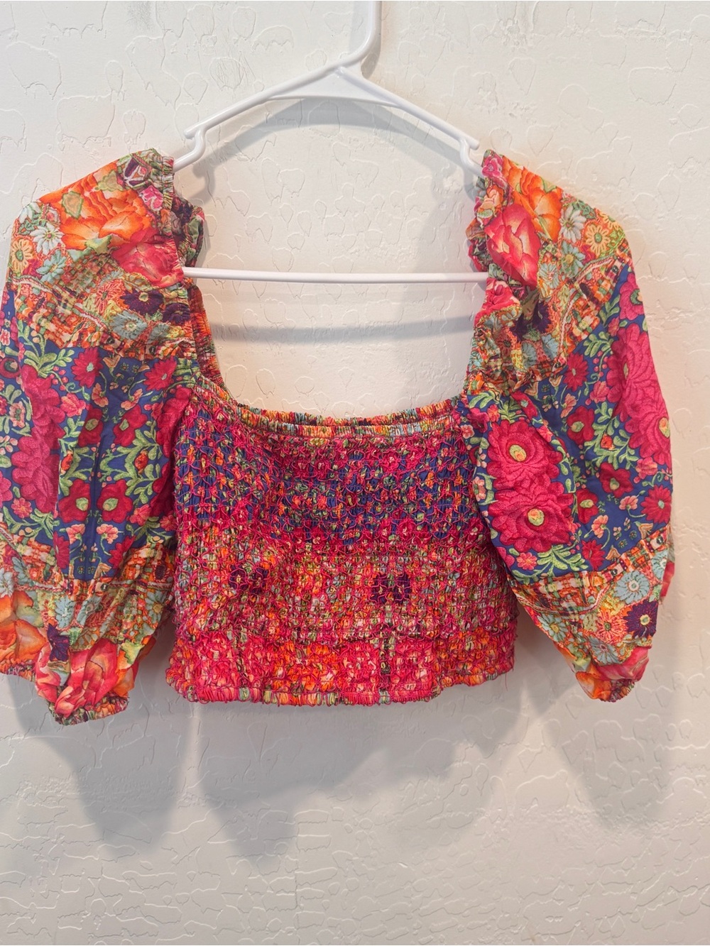 Colorful Bohemian Cropped Top Floral Smocked Puff-Sleeve Bohemian 70s Look